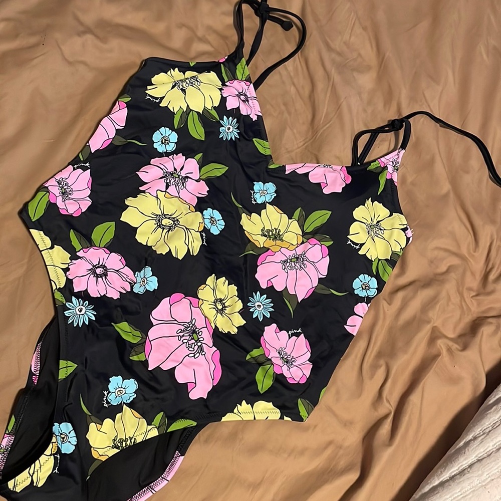 Floral VS one piece XL bathing suit. Never worn.